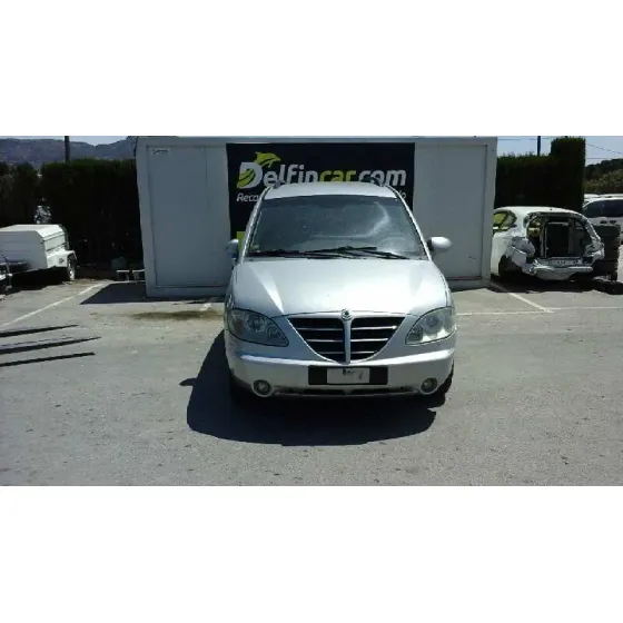 SSANGYONG RODIUS '2005 XDI GRIS PLATA