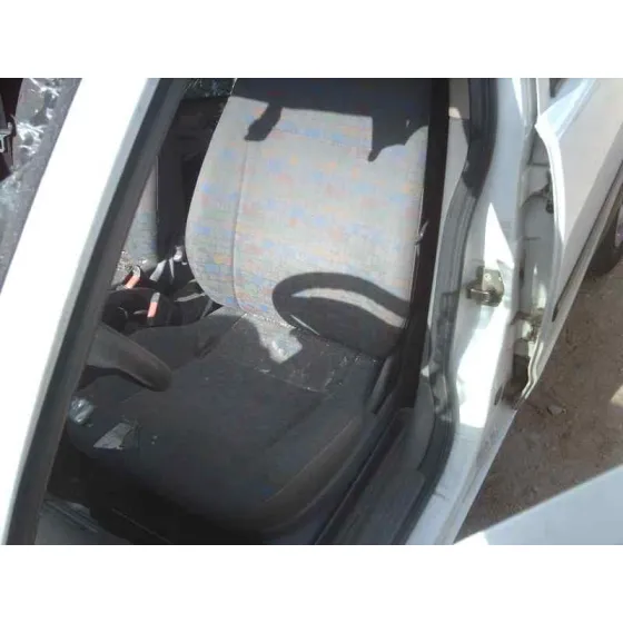 OPEL CORSA C '2001 COMFORT BLANCO