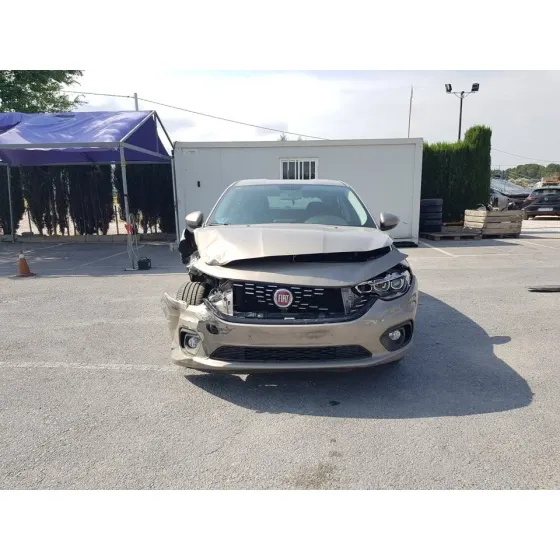 FIAT TIPO II (357) BERLINA '2018 EASY BEIG