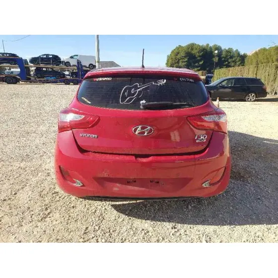 HYUNDAI I30 (GD) '2015 BASE ROJO