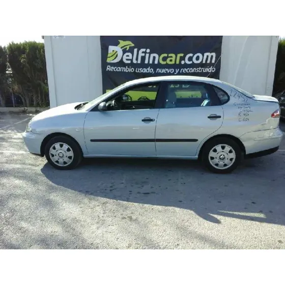 SEAT CORDOBA BERLINA (6L2) '2004 STELLA AZUL