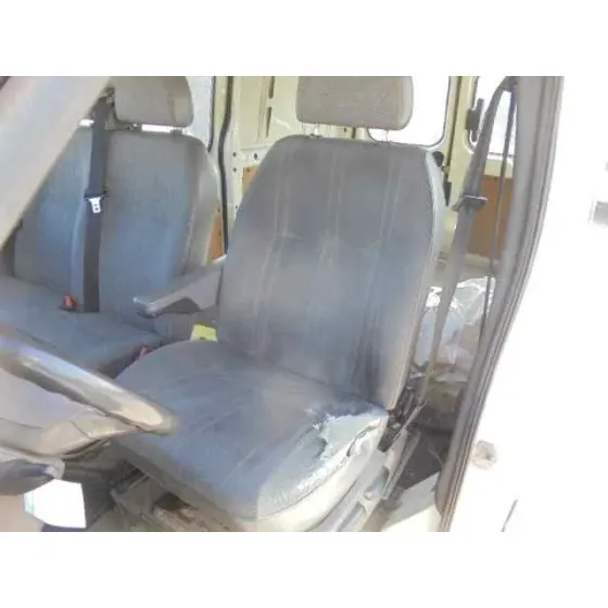 FORD TRANSIT MOD. 2000 COMBI '2001 FT 260 2.0 CORTO BLANCO