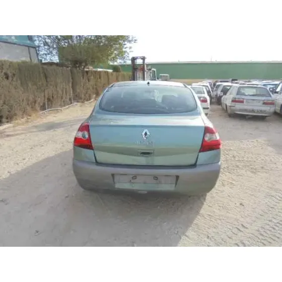 RENAULT MEGANE II CLASSIC BERLINA '2005 CONFORT AUTHENTIQUE VERDE