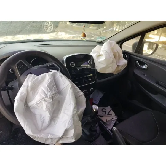 RENAULT CLIO IV '2017 SOCIETE BLANCO