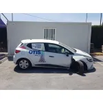 RENAULT CLIO IV '2017 SOCIETE BLANCO