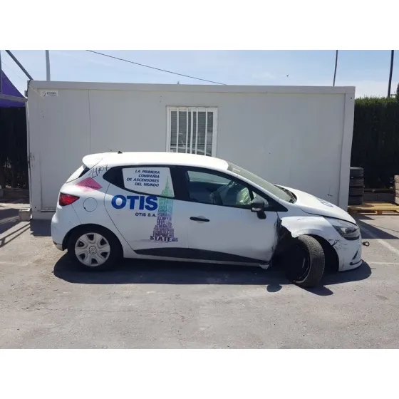 RENAULT CLIO IV '2017 SOCIETE BLANCO