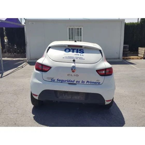 RENAULT CLIO IV '2017 SOCIETE BLANCO