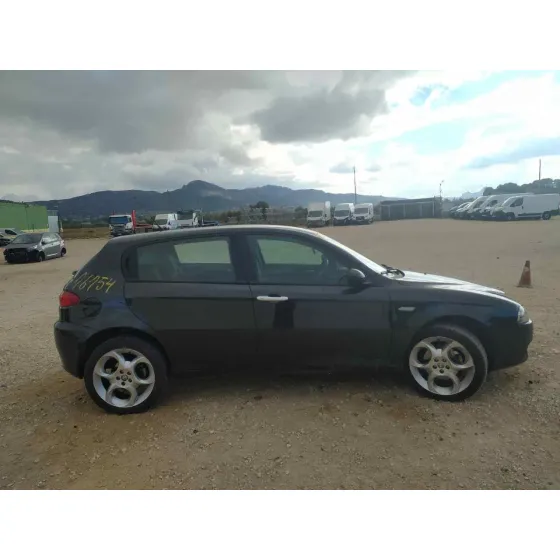 ALFA ROMEO 147 (190) '2005 IMPRESION NEGRO