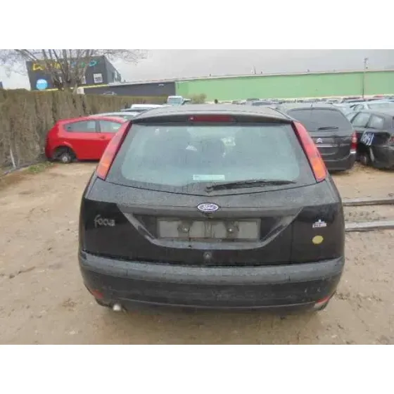 FORD FOCUS BERLINA (CAK) '2004 AMBIENTE NEGRO