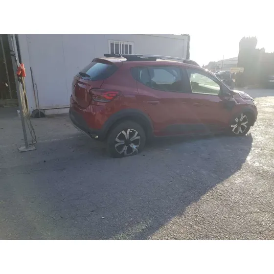DACIA SANDERO '2022 CONFORT GRANATE