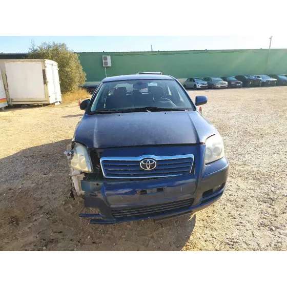 TOYOTA AVENSIS BERLINA (T25) '2005 2.0 D-4D SOL AZUL