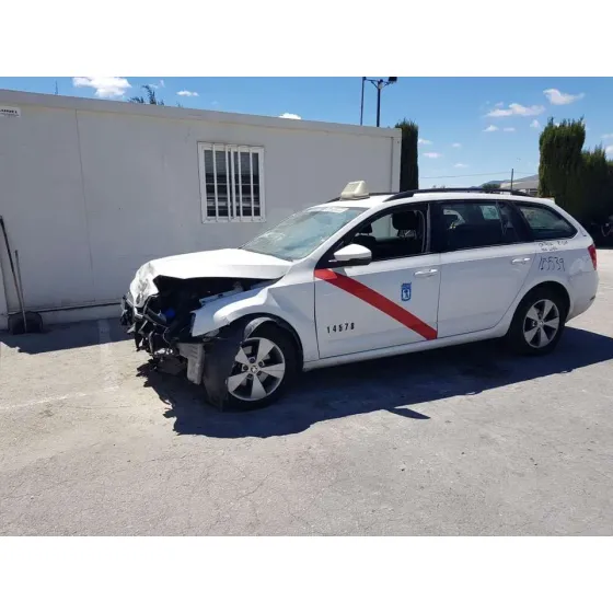 SKODA OCTAVIA COMBI (5E5) '2020 ACTIVE BLANCO