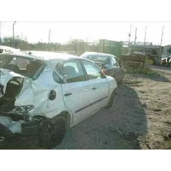 SEAT CORDOBA BERLINA (6L2) '2003 1.9 TDI BLANCO