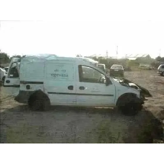 OPEL COMBO (CORSA C) '2002 1.3 16V CDTI CAT (Z 13 DT / LN9) BLANCO