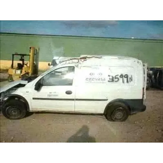 OPEL COMBO (CORSA C) '2002 1.3 16V CDTI CAT (Z 13 DT / LN9) BLANCO
