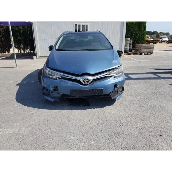 TOYOTA AURIS '2015 ACTIVE AZUL