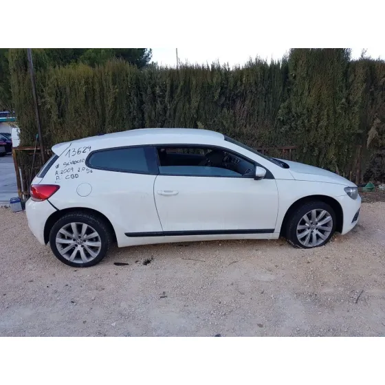 VOLKSWAGEN SCIROCCO (137) '2009 2.0 TDI (103KW) BLANCO