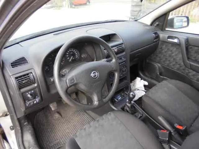 OPEL ASTRA G BERLINA '2001 CLUB GRIS