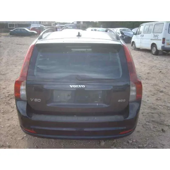 VOLVO V50 FAMILIAR '2007 2.0 D MOMENTUM NEGRO