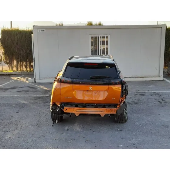 PEUGEOT 2008 (P1) '2020 GT NARANJA