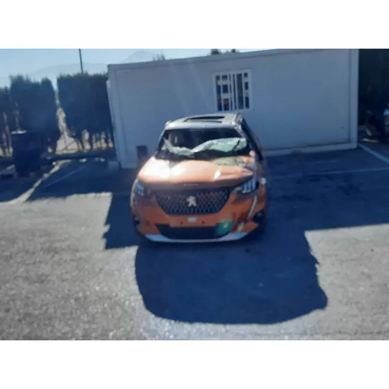PEUGEOT 2008 (P1) '2020 GT NARANJA