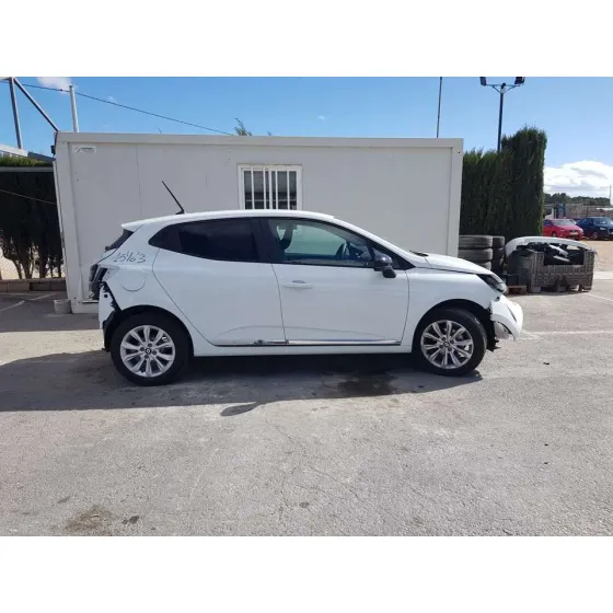 RENAULT CLIO V '2023 ZEN BLANCO