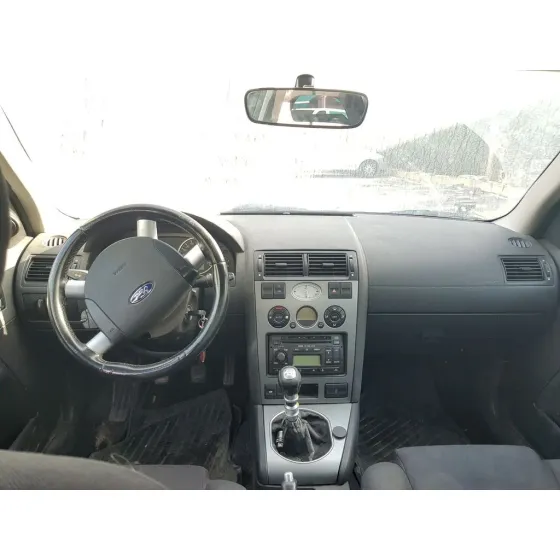 FORD MONDEO BERLINA (GE) '2002 AMBIENTE BEIG