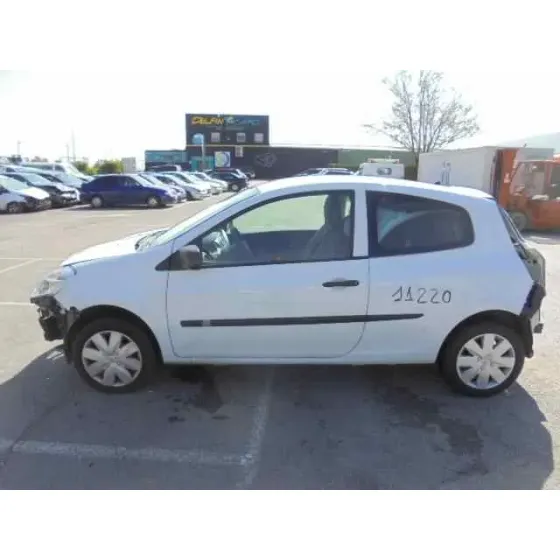 RENAULT CLIO III '2009 AUTHENTIQUE BLANCO