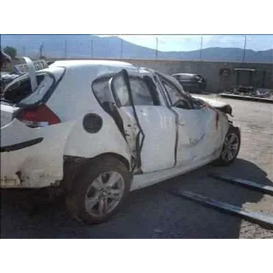 BMW SERIE 1 BERLINA (E81/E87) '2007 118D BLANCO