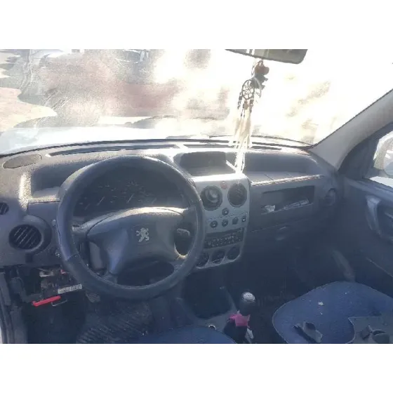 PEUGEOT PARTNER (S2) '2009 COMBIESPACE BLANCO