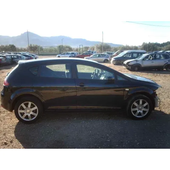SEAT LEON (1P1) '2007 REFERENCE NEGRO