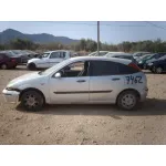 FORD FOCUS BERLINA (CAK) FORD FOCUS BERLINA (CAK) '2003 GHIA GRIS 1999