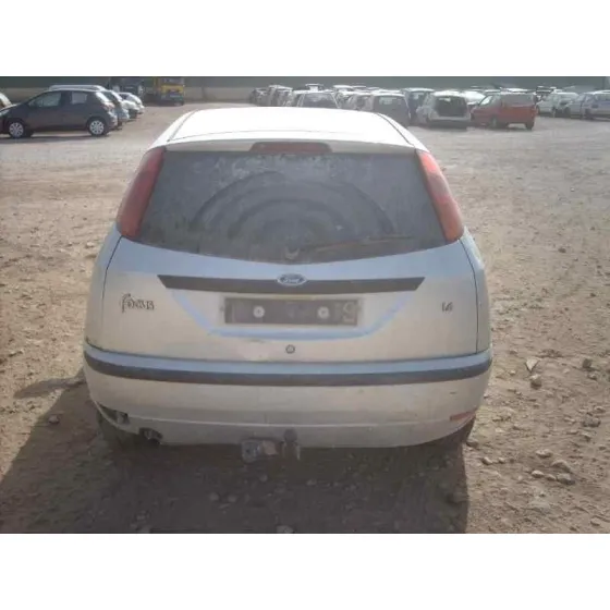 FORD FOCUS BERLINA (CAK) '2003 GHIA GRIS