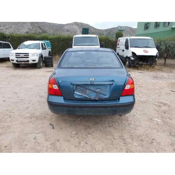 HYUNDAI ELANTRA (XD) '2003 2.0 CRDI COMFORT (4-PTAS.) VERDE
