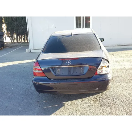 MERCEDES CLASE E (W211) BERLINA '2012 E 200 CDI (211.004) NEGRO