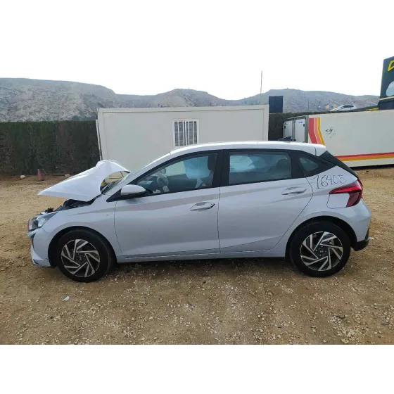 HYUNDAI I 20 '2023 TECNO MILD-HYBRID GRIS