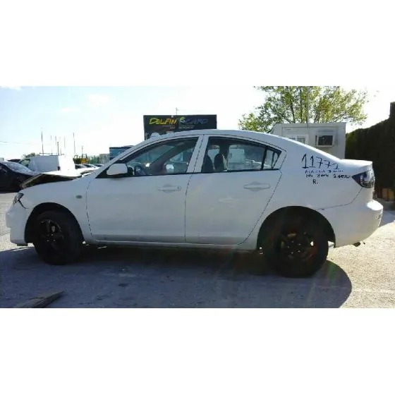MAZDA 3 BERLINA (BK) '2004 1.6 CRDT ACTIVE BLANCO
