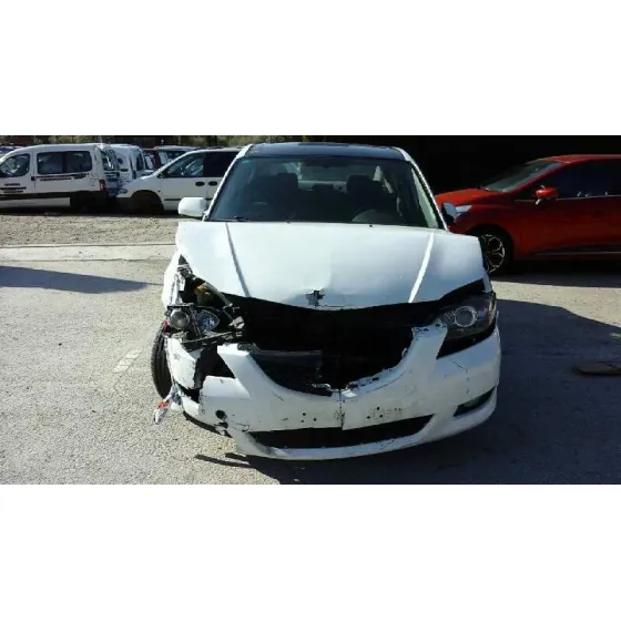 MAZDA 3 BERLINA (BK) '2004 1.6 CRDT ACTIVE BLANCO