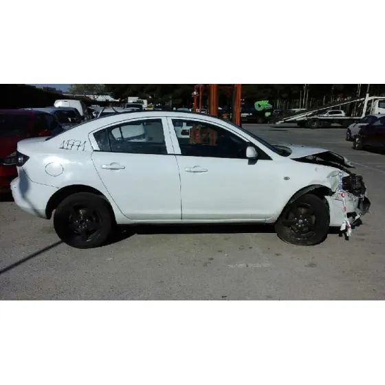 MAZDA 3 BERLINA (BK) '2004 1.6 CRDT ACTIVE BLANCO