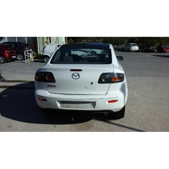 MAZDA 3 BERLINA (BK) '2004 1.6 CRDT ACTIVE BLANCO