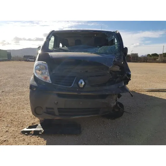 RENAULT TRAFIC COMBI (AB 4.01) '2013 9 - PLAZAS (L1H1) 2,9T COMBI CORTO NEGRO