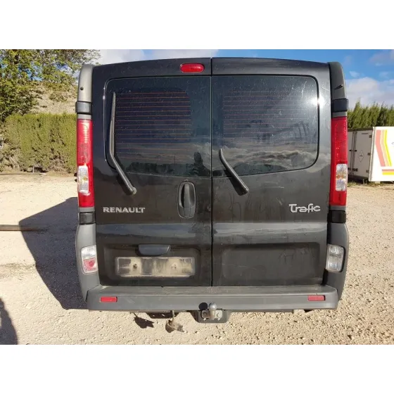 RENAULT TRAFIC COMBI (AB 4.01) '2013 9 - PLAZAS (L1H1) 2,9T COMBI CORTO NEGRO