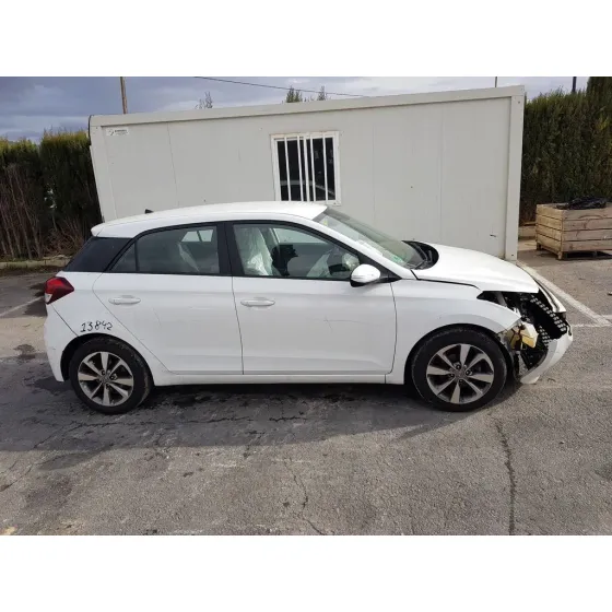 HYUNDAI I20 '2015 CLASSIC BLANCO