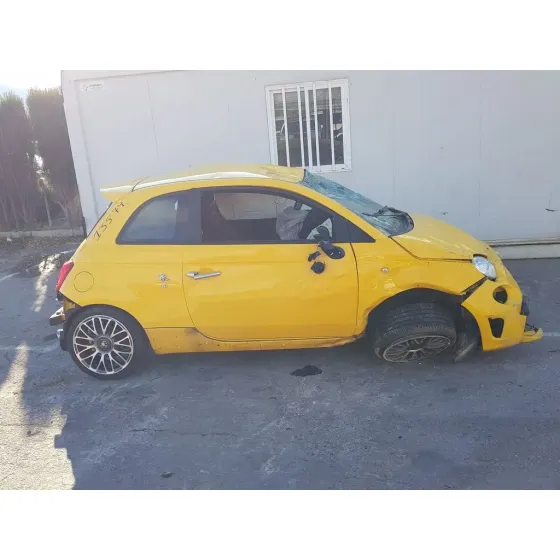 ABARTH NUOVA 500 (150) '2018 595 TURISMO AMARILLO