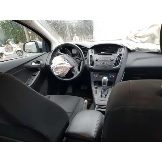 FORD FOCUS LIM. '2016 BUSINESS GRIS