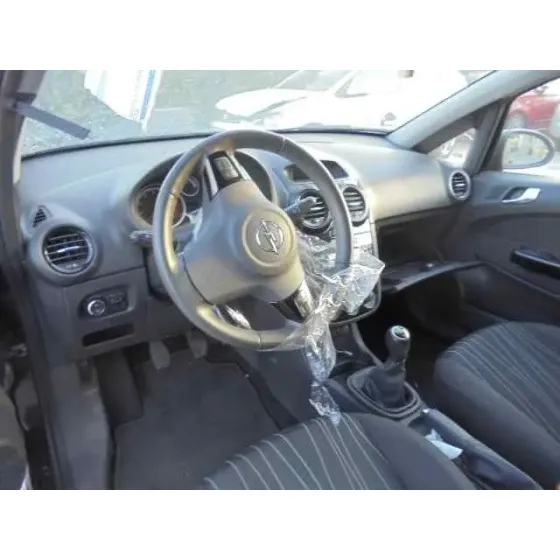 OPEL CORSA D '2010 "111 YEARS" NEGRO