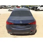 Mercedes-Benz CLASE C (W206) 22