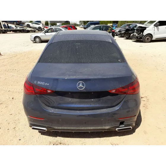 Mercedes-Benz CLASE C (W206) 22