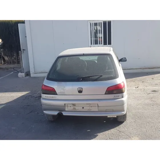 PEUGEOT 306 BERLINA 3/4/5 PUERTAS (S2) '2001 BOULEBARD GRIS