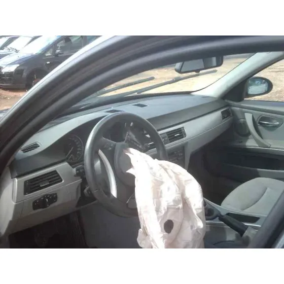 BMW SERIE 3 BERLINA (E90) '2008 318D GRIS OSCURO